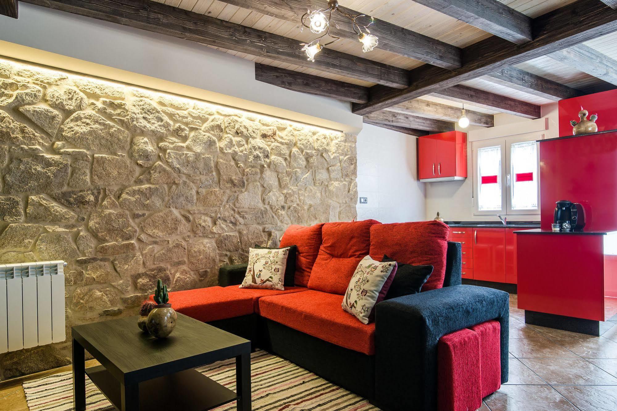 Palas de Rei Casa Carlaヴィラ エクステリア 写真